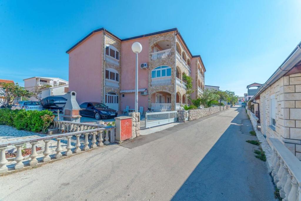 Apartmani Ivanic Вир Екстер'єр фото
