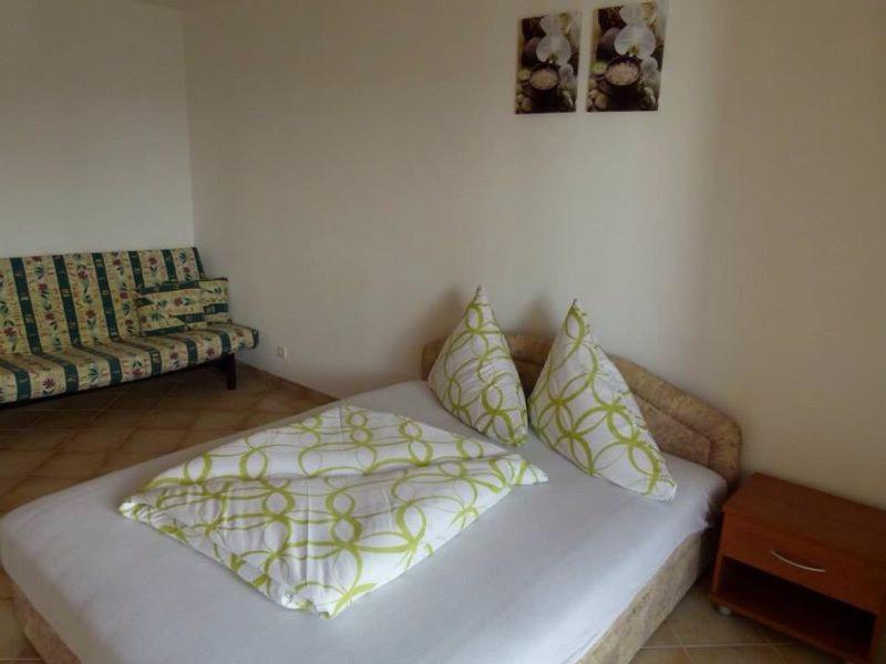 Apartmani Ivanic Вир Екстер'єр фото